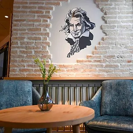 Beethoven 4*